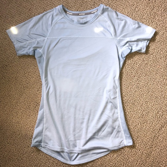 Nike dry-fit T-shirt - Picture 2 of 2